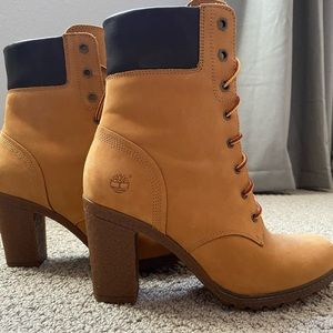 Timberland heeled boots